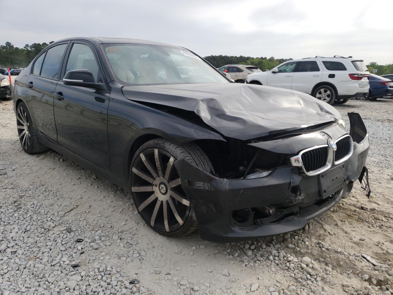 BMW 328 I SULE 2013 with VIN WBA3C1G56DNR44385 - Photo from auction