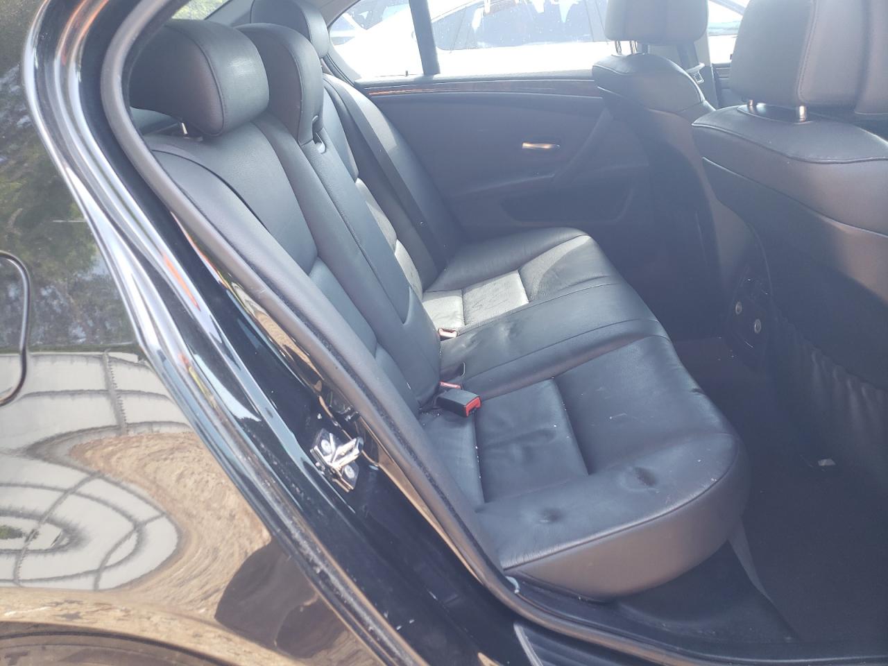 Photo 6 from auction – 2009 BMW 535 I with VIN WBANW13569C161754