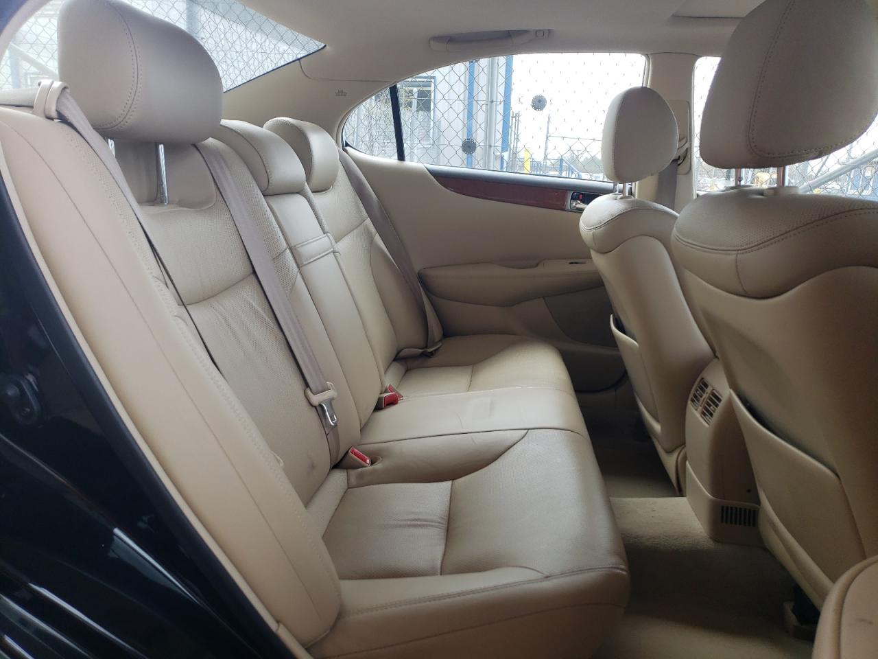 Photo 6 from auction – 2005 LEXUS ES 330 with VIN JTHBA30G455092856