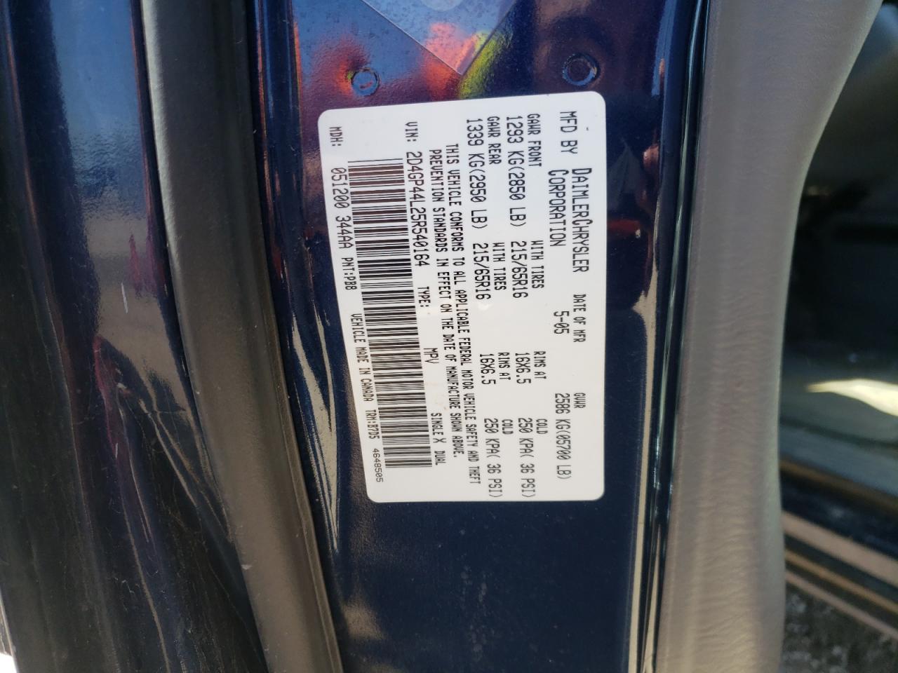 Photo 10 from auction – 2005 DODGE GRAND CARA with VIN 2D4GP44L25R540164