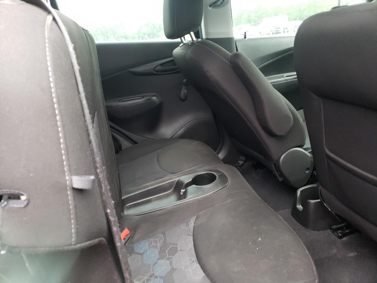 Photo 6 from auction – 2017 CHEVROLET SPARK LS with VIN KL8CB6SA1HC832286