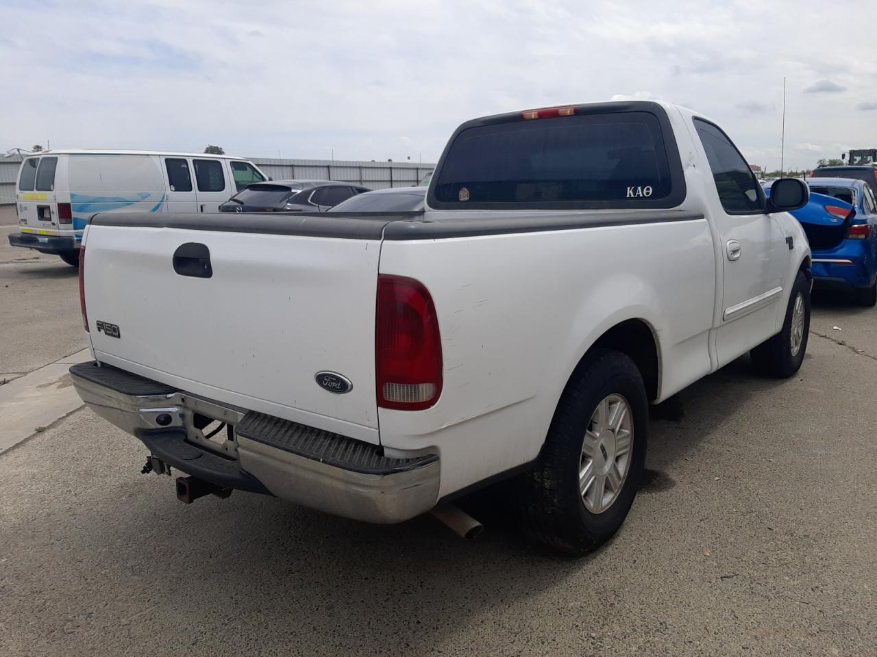 Photo 4 from auction – 2002 FORD F150 with VIN 1FTRF17W42NA00045
