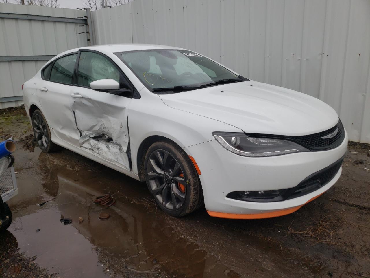 CHRYSLER 200 S 2015 с VIN 1C3CCCBG5FN533445 - Фото с аукциона