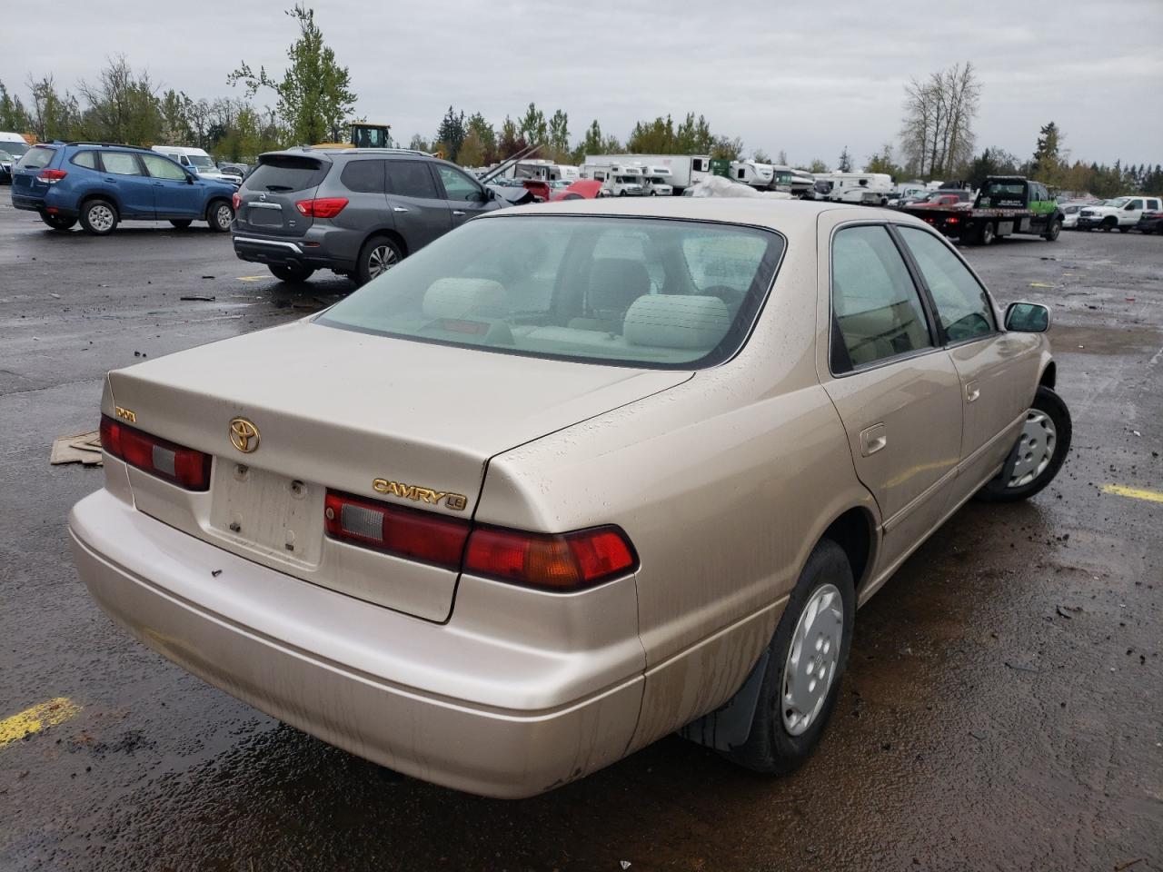 Photo 4 from auction – 1998 TOYOTA CAMRY CE with VIN JT2BG22K2W0115005
