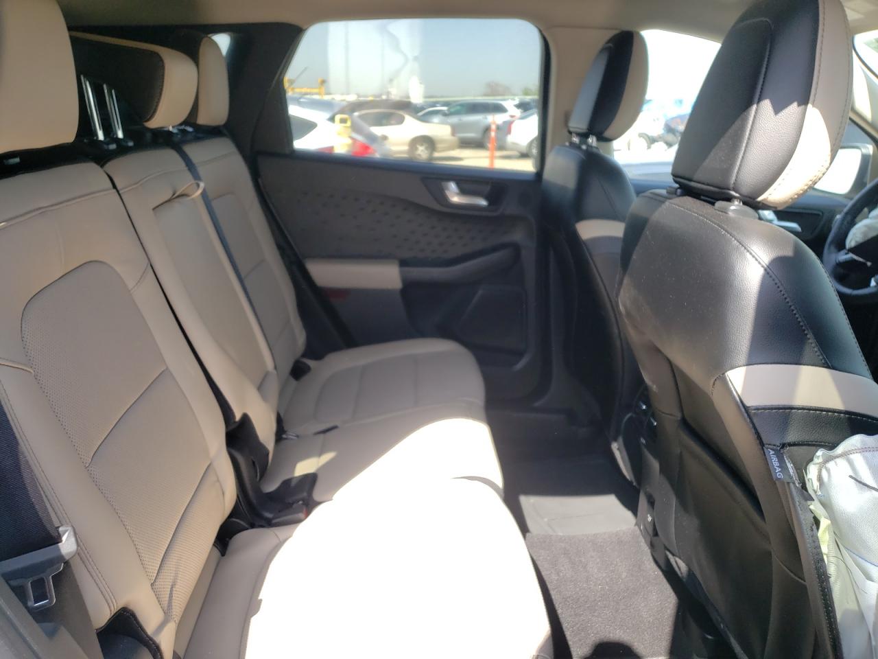 Photo 6 from auction – 2020 FORD ESCAPE TIT with VIN 1FMCU9J99LUB07463