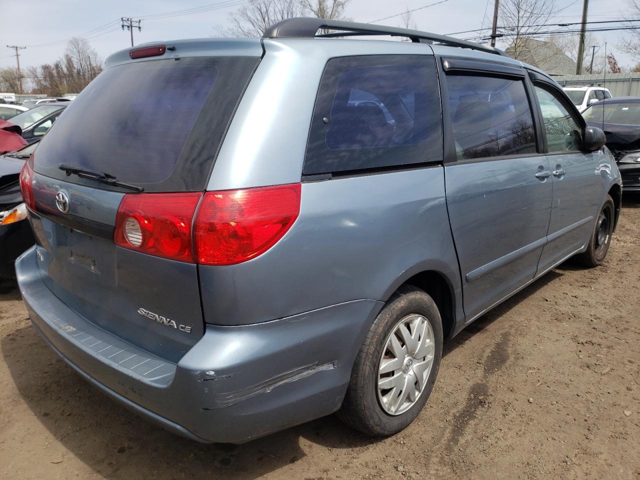 Photo 4 from auction – 2007 TOYOTA SIENNA CE with VIN 5TDZK23C57S010677