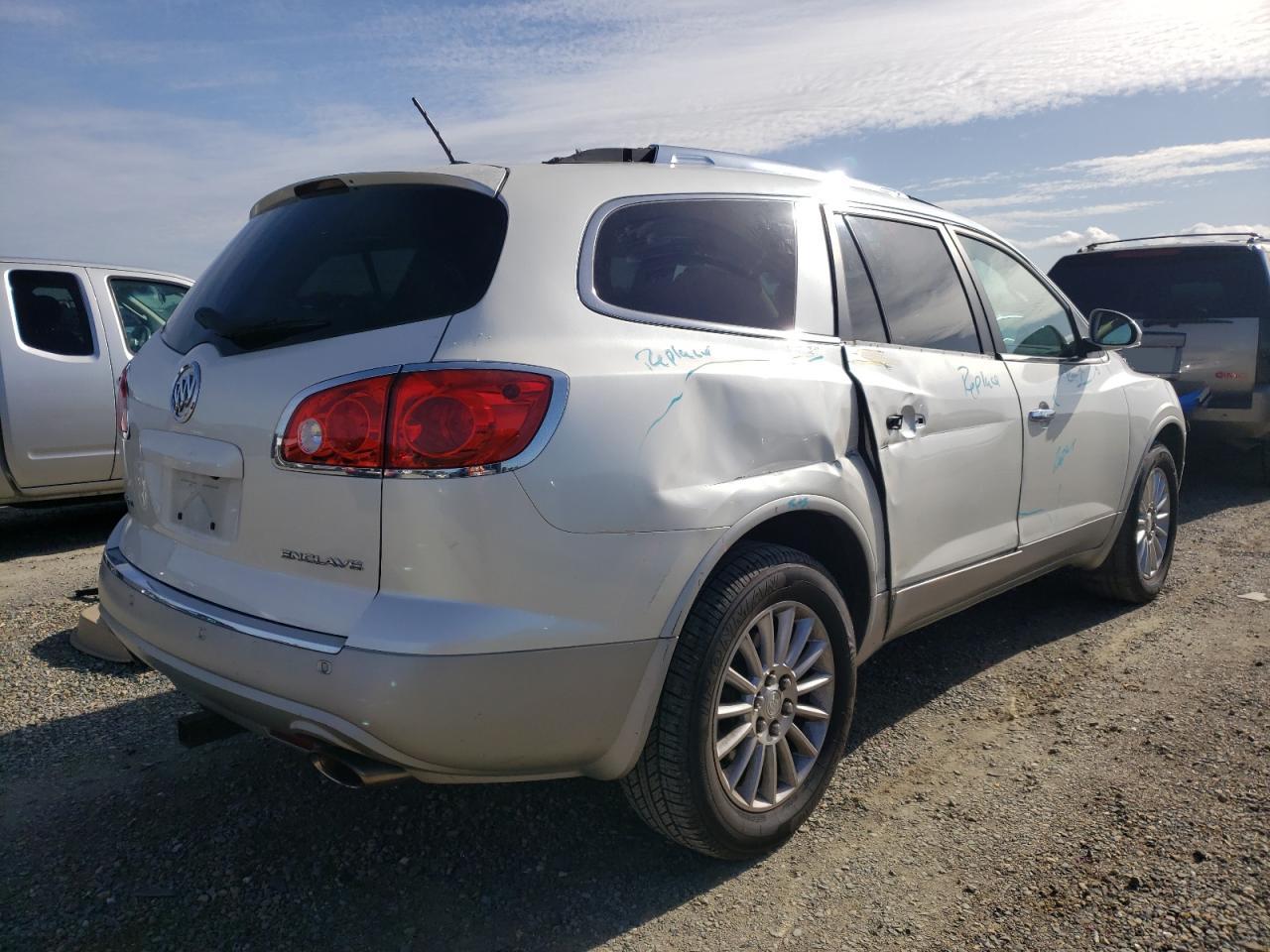 Photo 4 from auction – 2012 BUICK ENCLAVE with VIN 5GAKRCEDXCJ215378