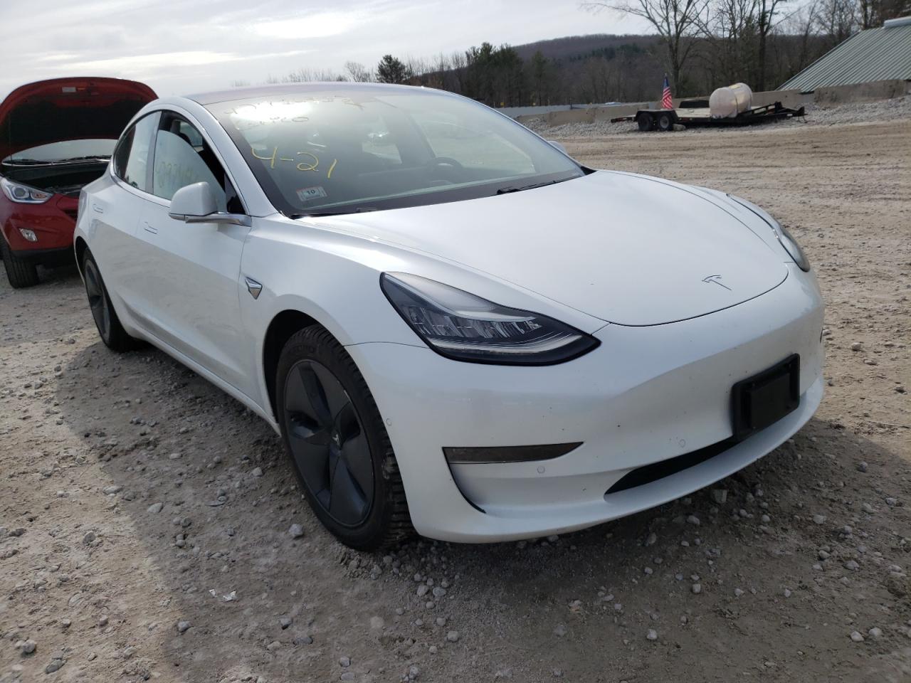 TESLA MODEL 3 2018 with VIN 5YJ3E1EA6JF042214 - Photo from auction