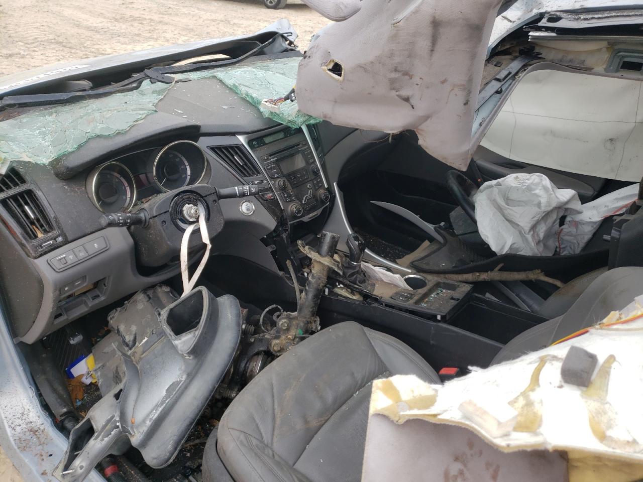 Photo 10 from auction – 2013 HYUNDAI SONATA SE with VIN 5NPEC4ACXDH672203