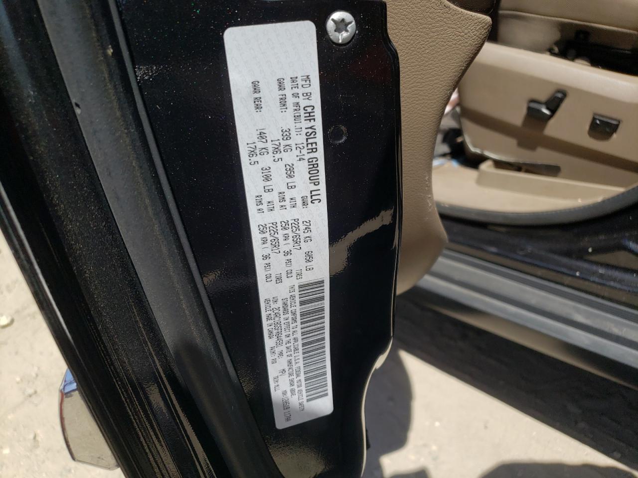 Photo 10 from auction – 2015 CHRYSLER TOWN & COU with VIN 2C4RC1BG5FR644591
