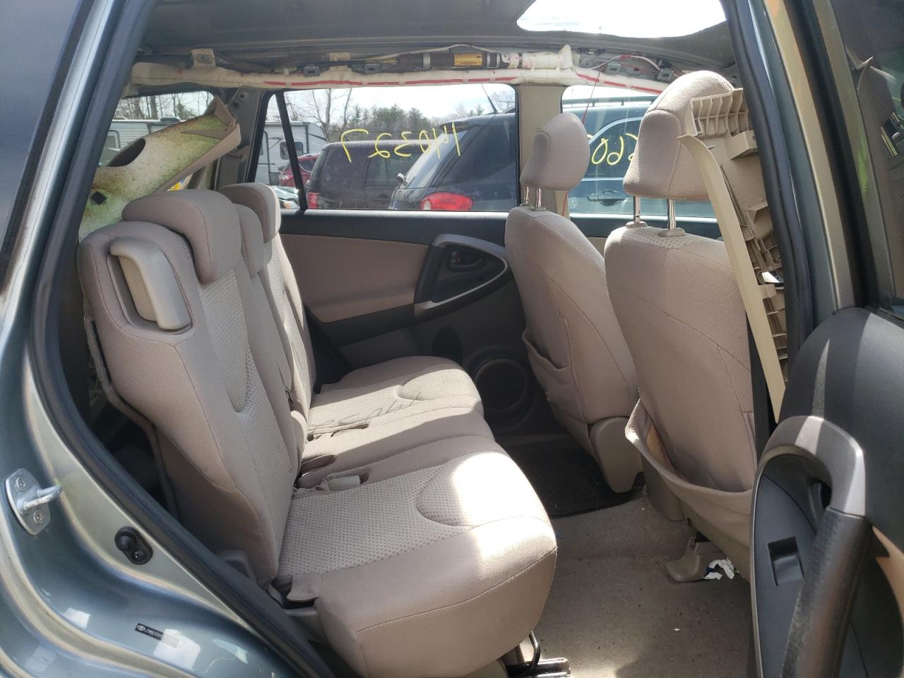 Zdjęcie 6 z aukcji – 2007 TOYOTA RAV4 z VIN JTMBD33V976024648