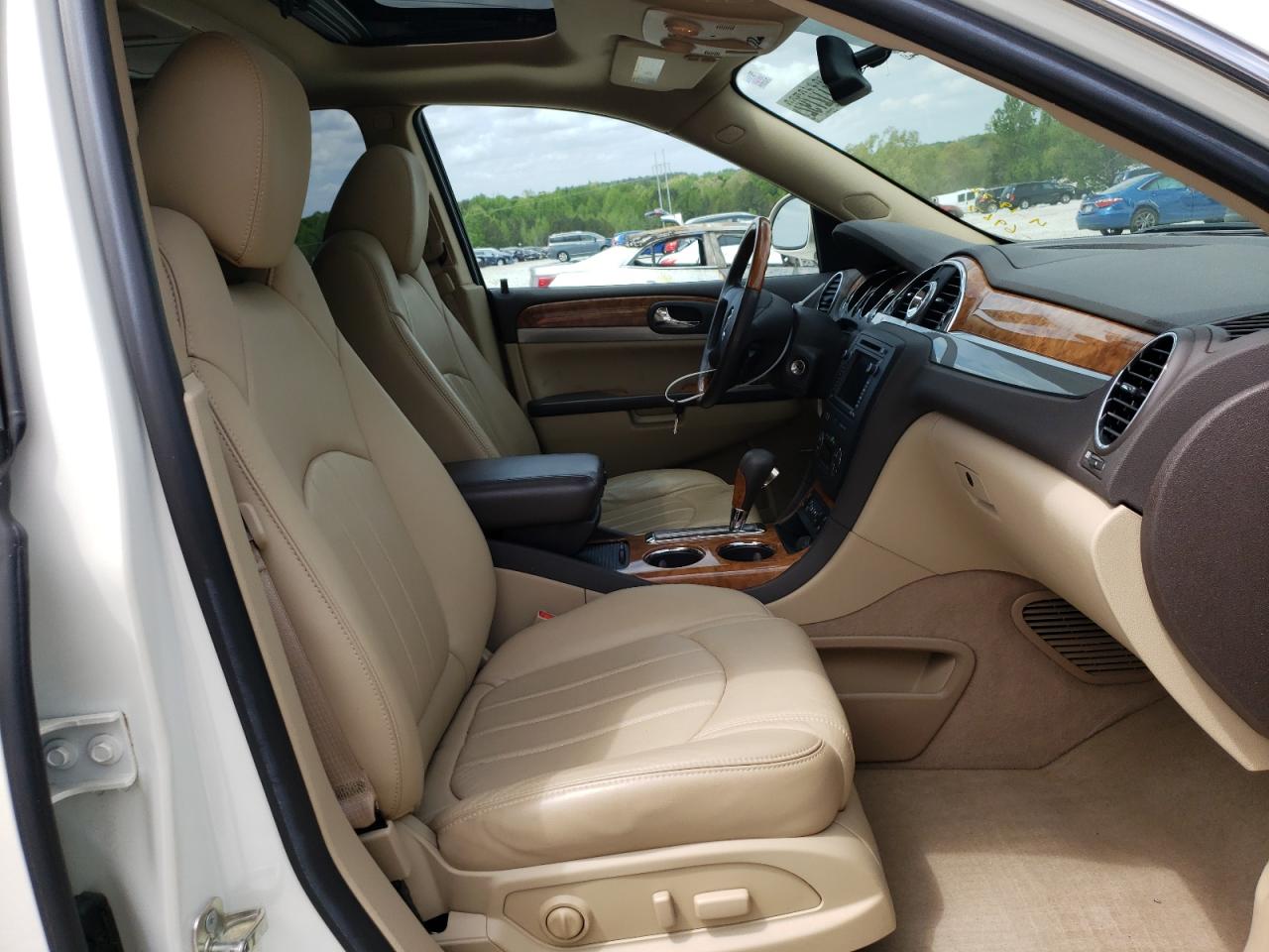 Photo 5 from auction – 2011 BUICK ENCLAVE CX with VIN 5GAKRCEDXBJ316967