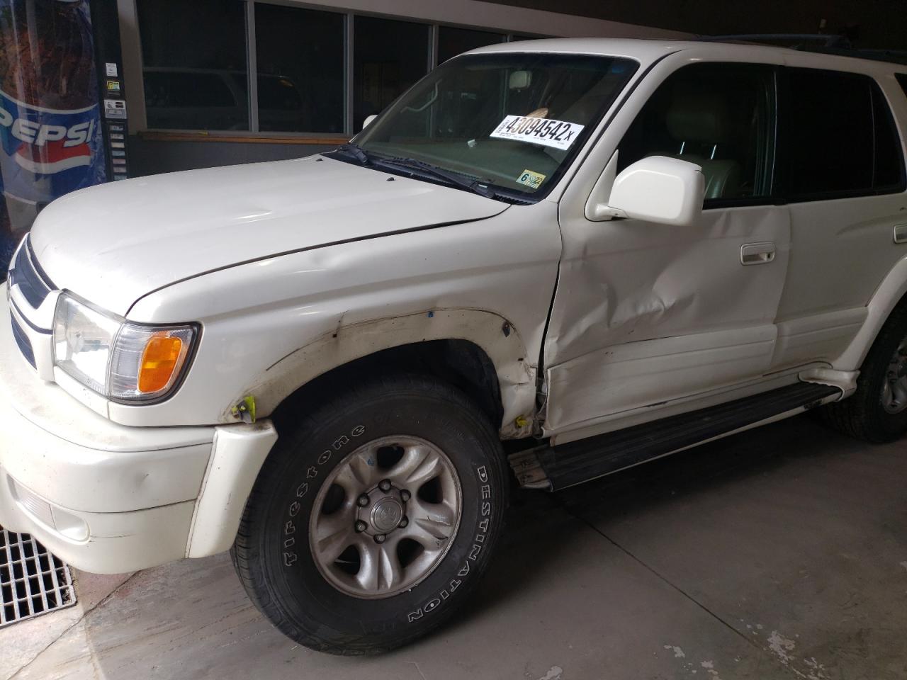 Photo 10 from auction – 2002 TOYOTA 4RUNNER LI with VIN JT3HN87RX29076528