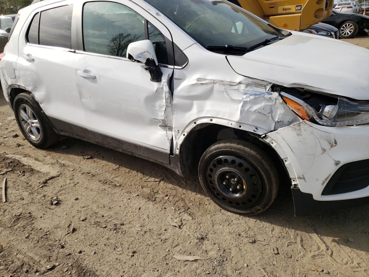 Photo 9 from auction – 2017 CHEVROLET TRAX 1LT with VIN 3GNCJPSB7HL149030