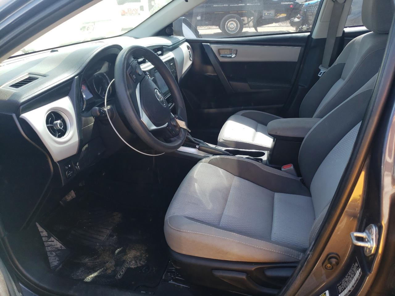 Photo 5 from auction – 2017 TOYOTA COROLLA L with VIN 5YFBURHE8HP673251