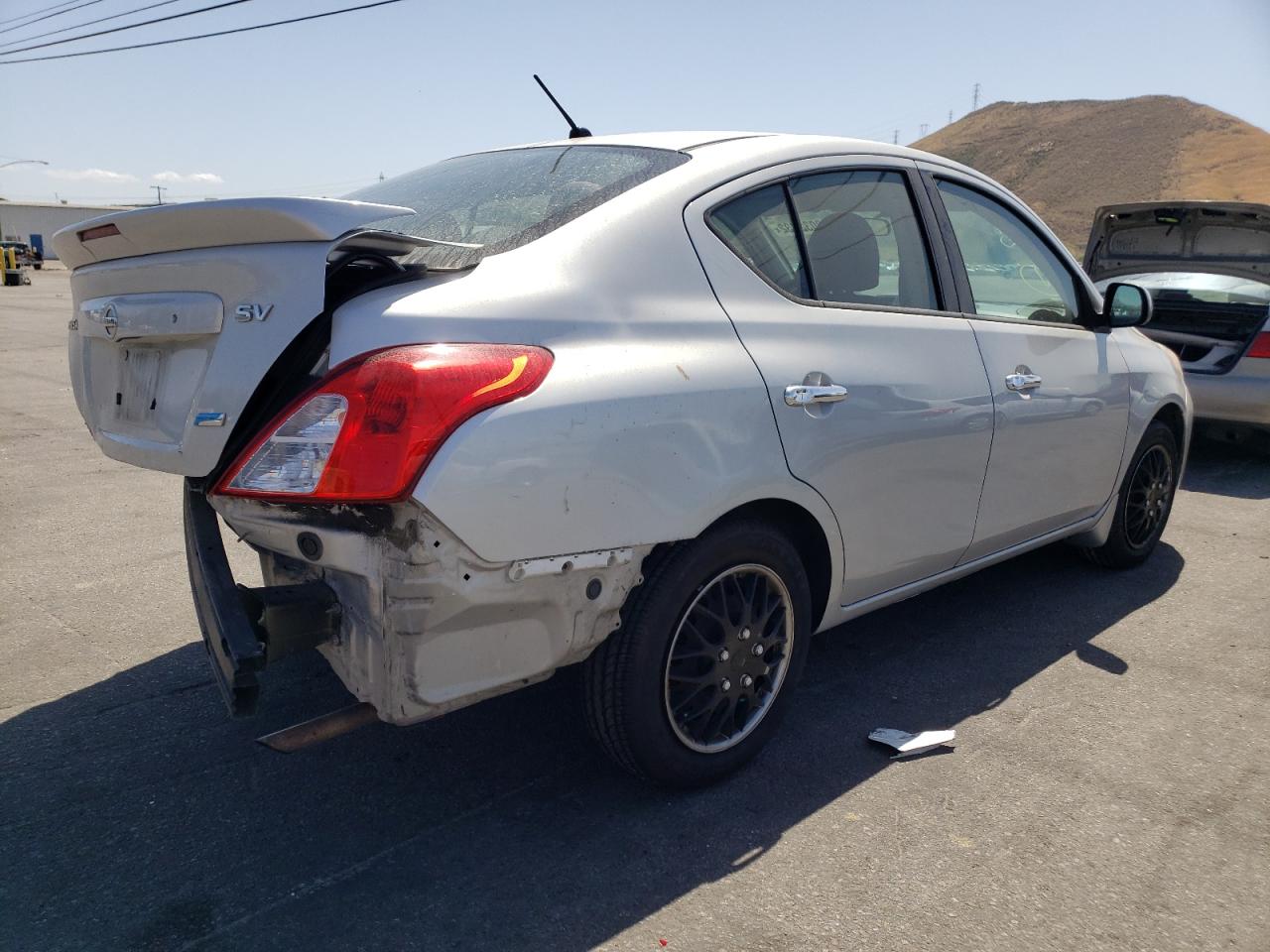 Photo 4 from auction – 2014 NISSAN VERSA S with VIN 3N1CN7AP1EK448947