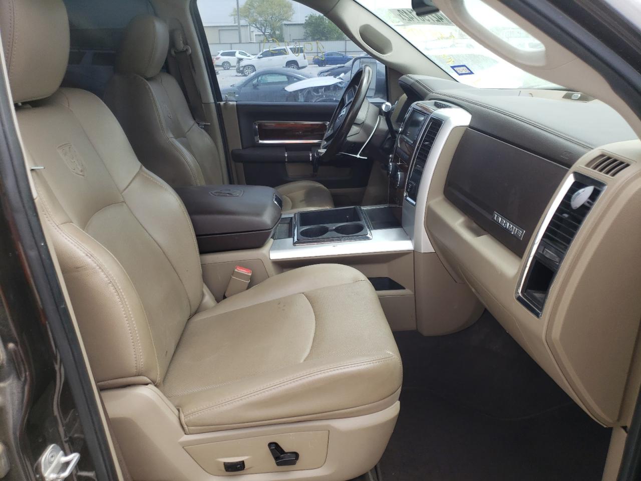 Photo 5 from auction – 2011 DODGE RAM 3500 with VIN 3D73Y3HL5BG538798