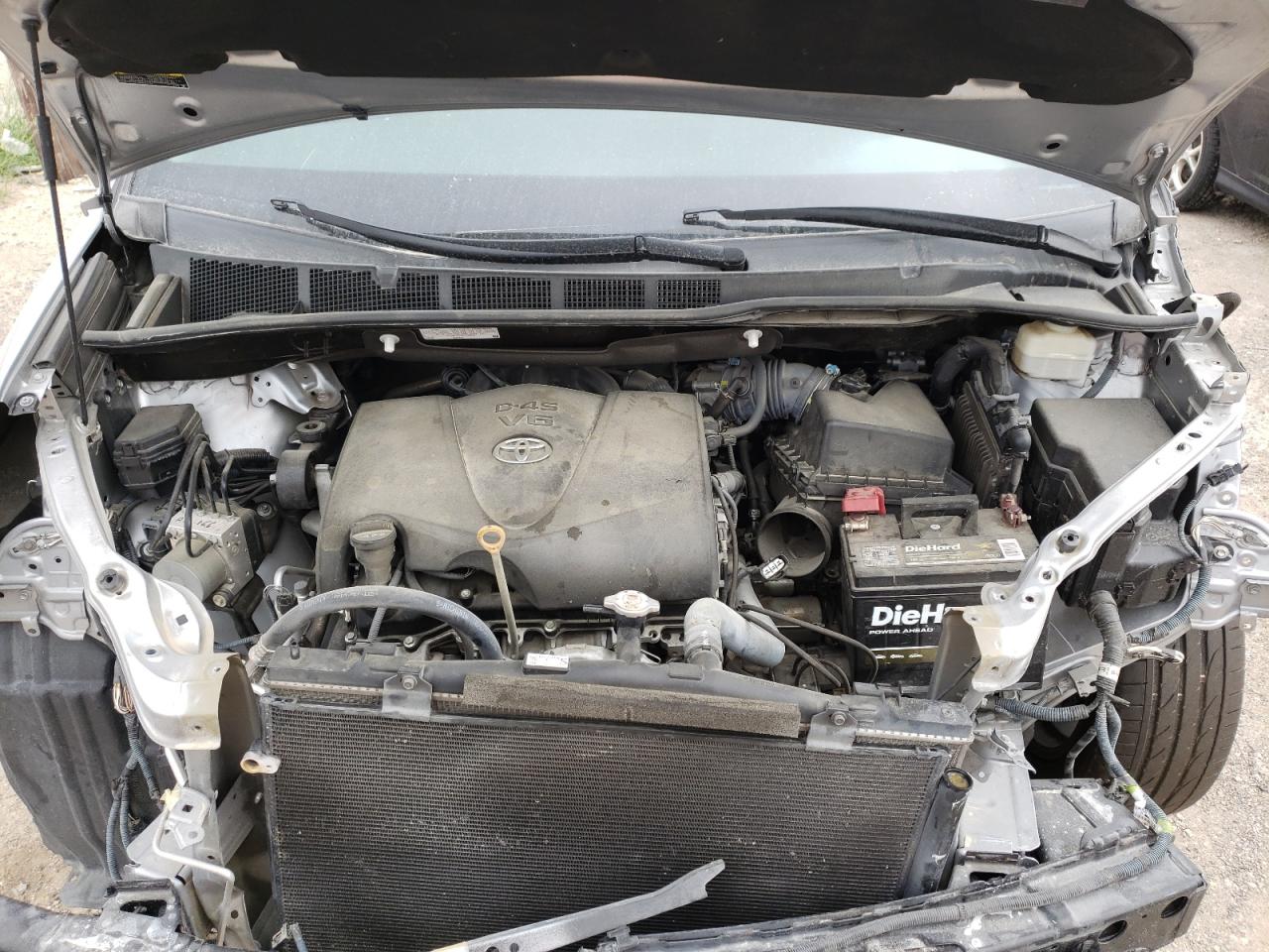Photo 7 from auction – 2018 TOYOTA SIENNA SE with VIN 5TDXZ3DCXJS903040