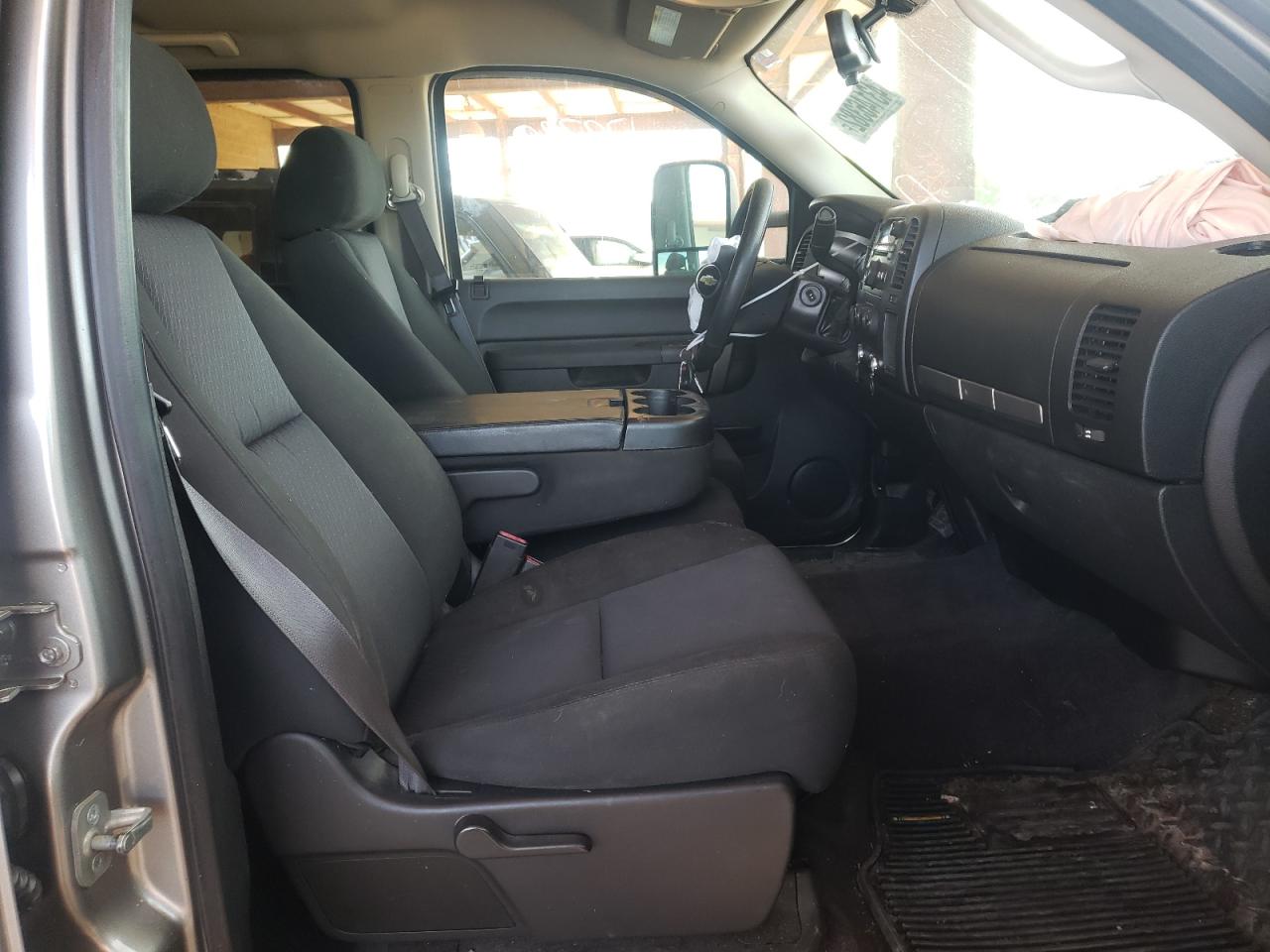 Photo 5 from auction – 2014 CHEVROLET SILVERADO with VIN 1GC1KXE89EF133091