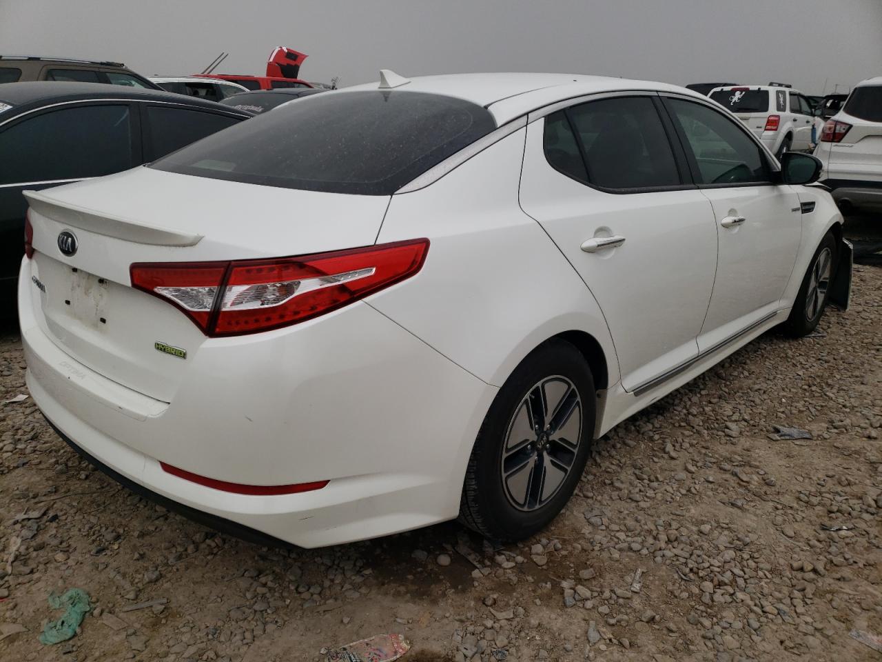 Photo 4 from auction – 2013 KIA OPTIMA HYB with VIN KNAGM4AD0D5044730
