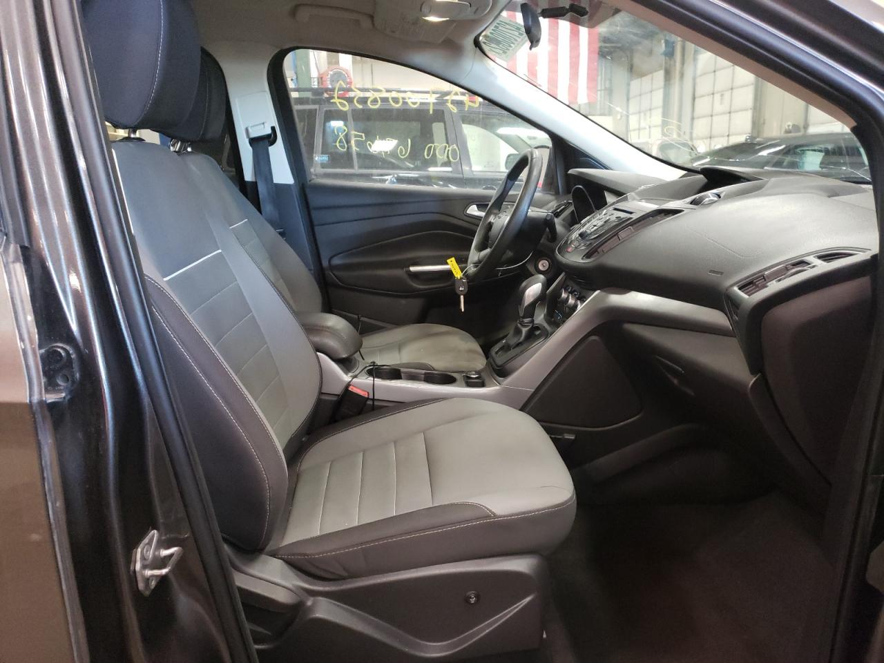 Photo 5 from auction – 2015 FORD ESCAPE SE with VIN 1FMCU0G98FUC25950