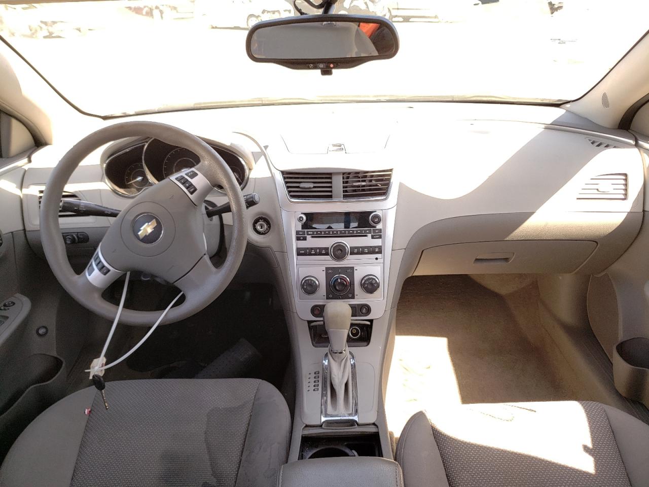 Photo 9 from auction – 2012 CHEVROLET MALIBU LS with VIN 1G1ZA5EU0CF214929