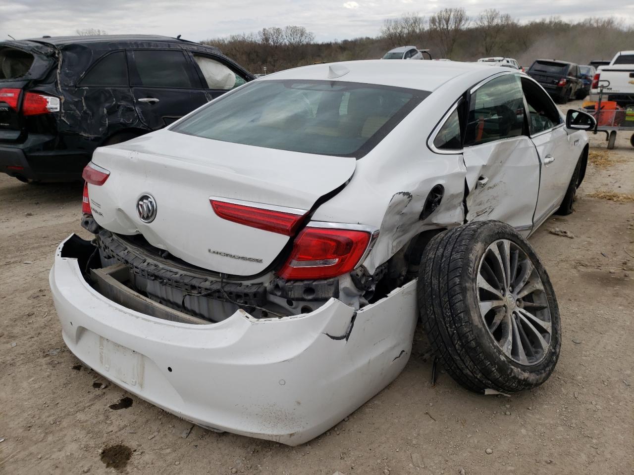 Photo 17 from auction – 2017 BUICK LACROSSE E with VIN 1G4ZP5SS9HU180626