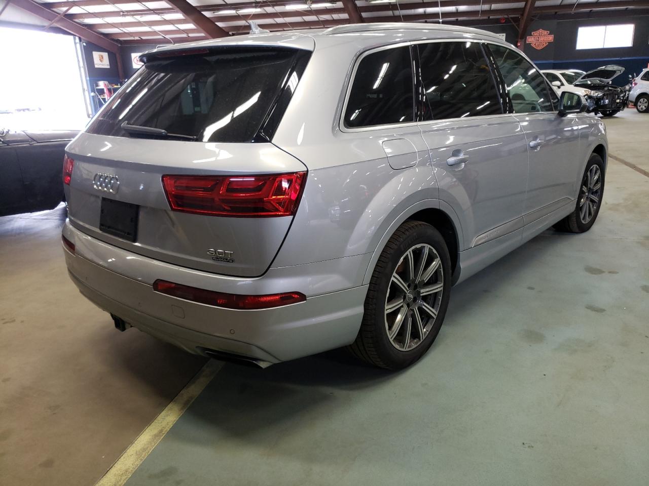 Photo 4 from auction – 2017 AUDI Q7 PRESTIG with VIN WA1VAAF74HD003513