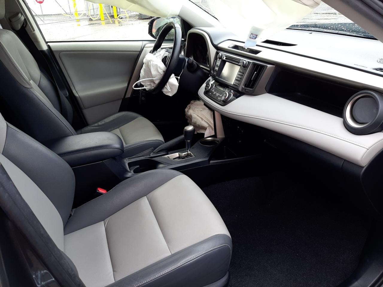 Photo 5 from auction – 2013 TOYOTA RAV4 LIMIT with VIN JTMDFREV7D5013670