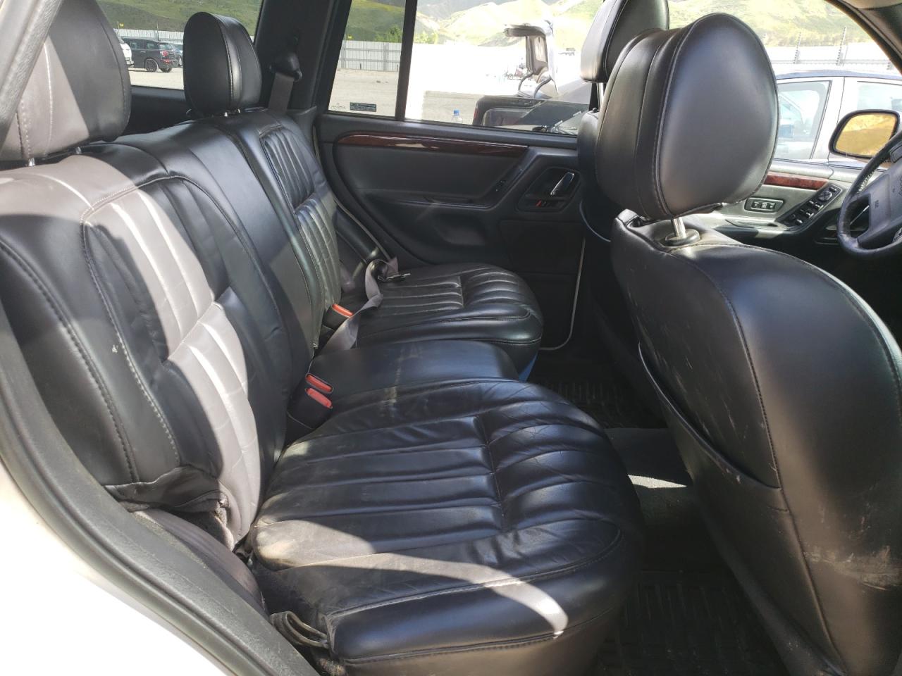 Photo 6 from auction – 2000 JEEP GRAND CHER with VIN 1J4G258N9YC235541
