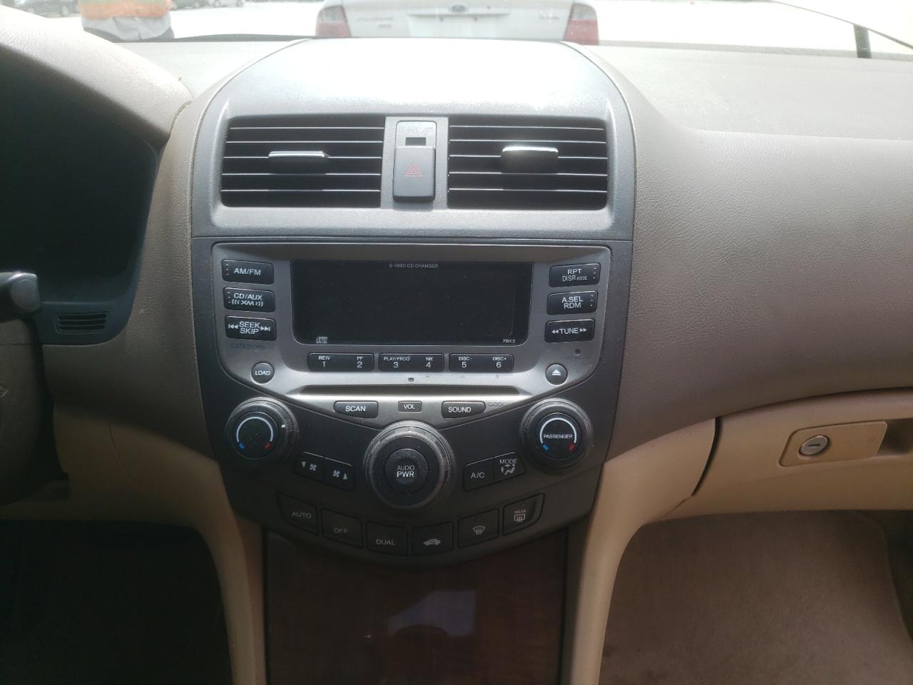 Photo 9 from auction – 2007 HONDA ACCORD EX with VIN 1HGCM66557A032004