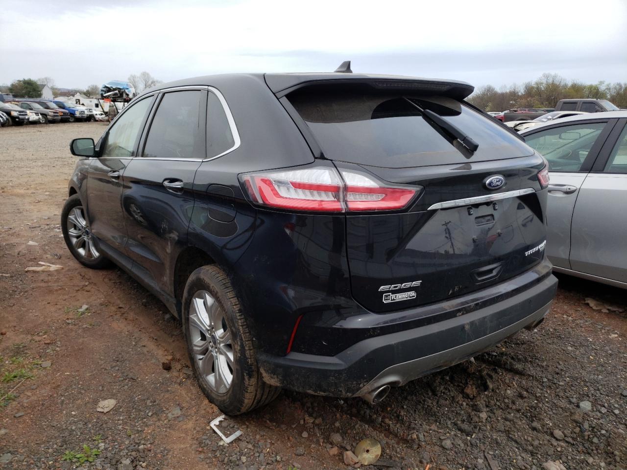 Photo 3 from auction – 2020 FORD EDGE TITAN with VIN 2FMPK4K9XLBB52300