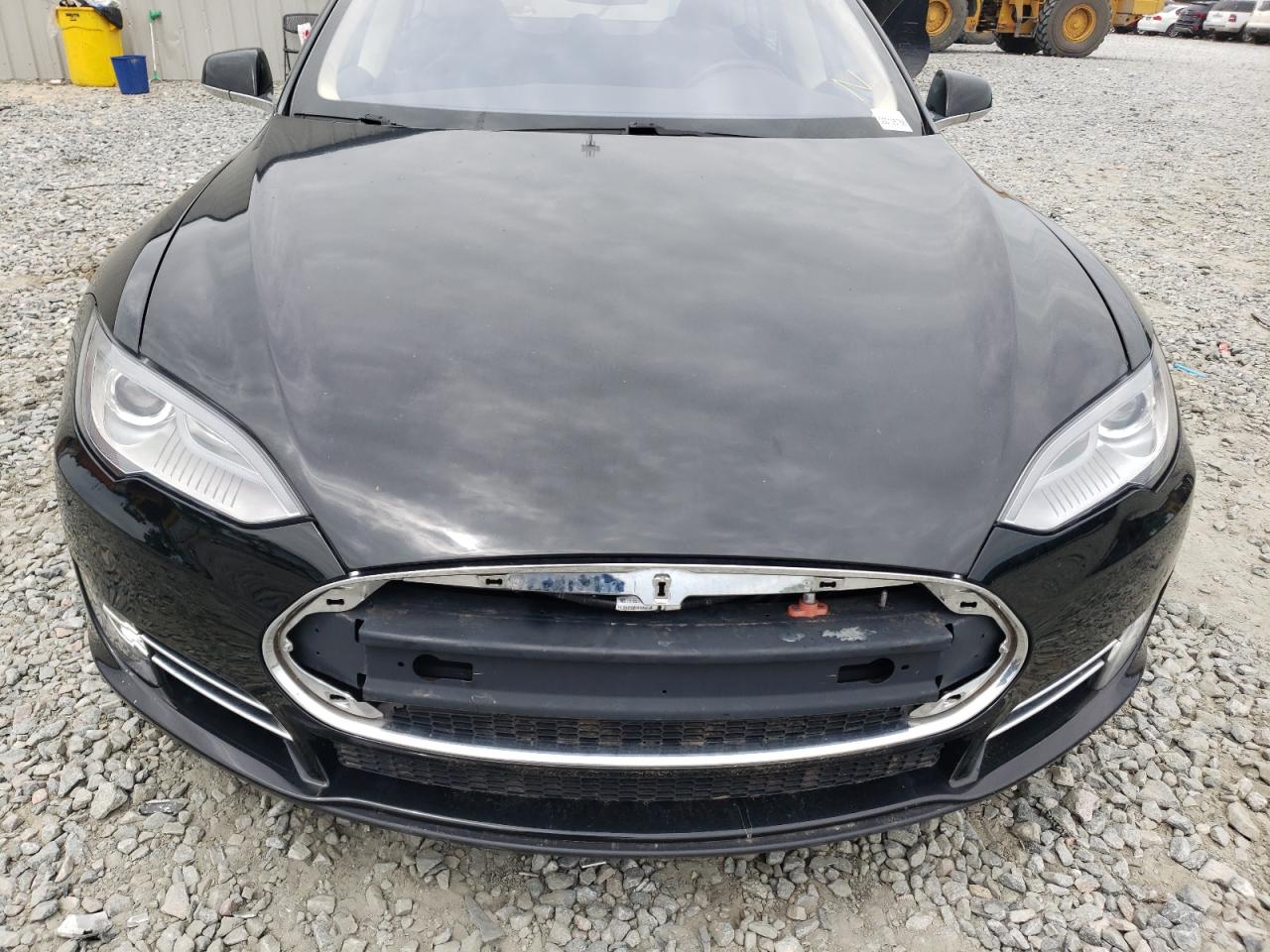 Photo 9 from auction – 2013 TESLA MODEL S with VIN 5YJSA1DN3DFP05206