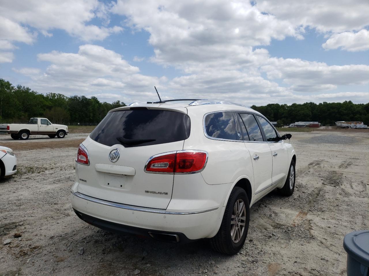 Photo 4 from auction – 2014 BUICK ENCLAVE with VIN 5GAKRAKD5EJ303511