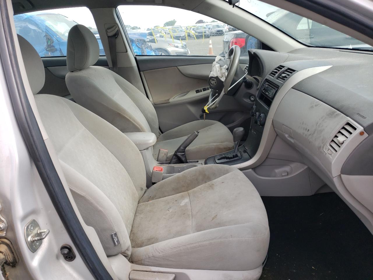 Photo 5 from auction – 2009 TOYOTA COROLLA LE with VIN 1NXBU40E09Z071376