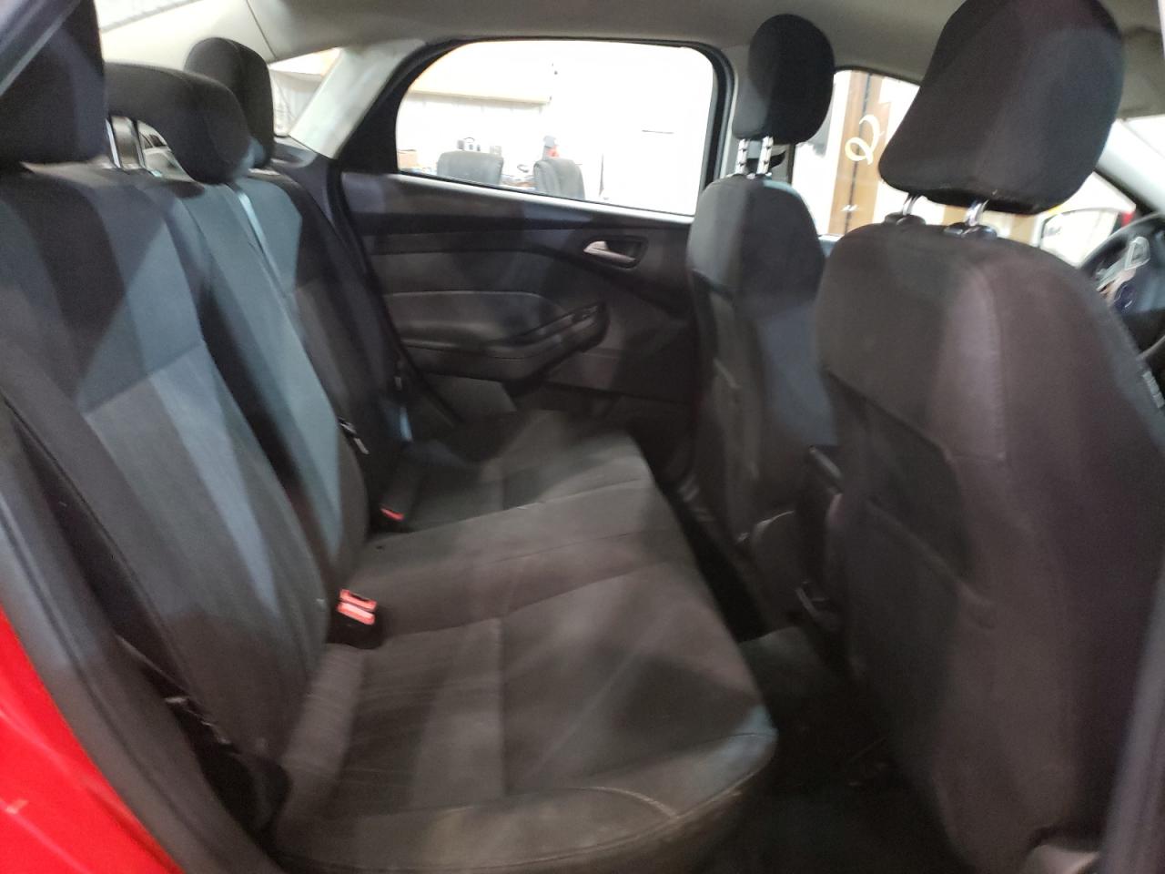 Photo 6 from auction – 2017 FORD FOCUS SE with VIN 1FADP3FE7HL214548
