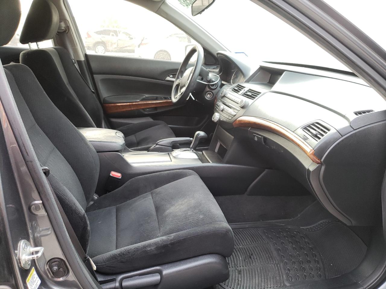 Photo 5 from auction – 2012 HONDA ACCORD EX with VIN 1HGCP2F70CA141594
