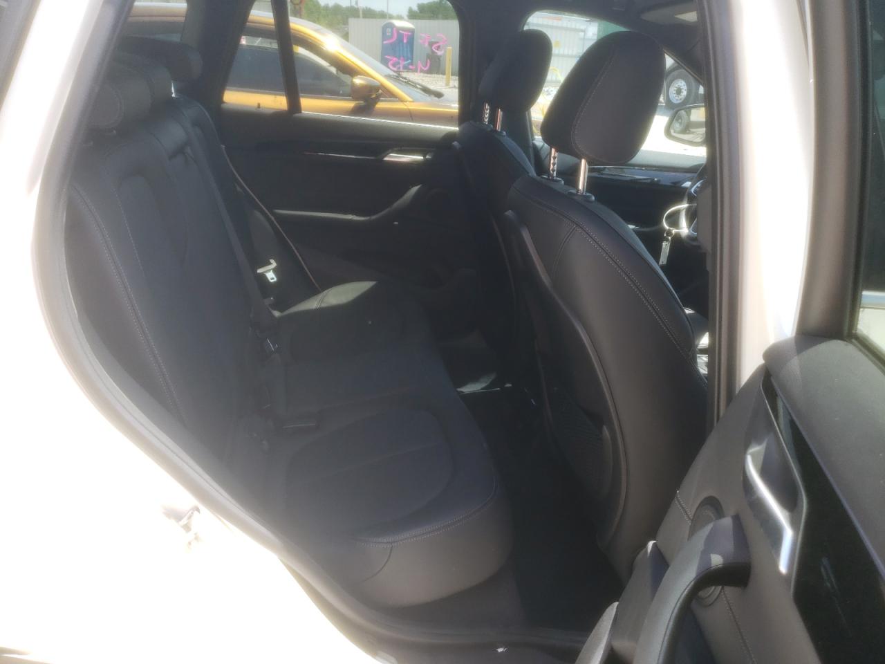 Photo 6 from auction – 2018 BMW X1 SDRIVE2 with VIN WBXHU7C35J5L07645