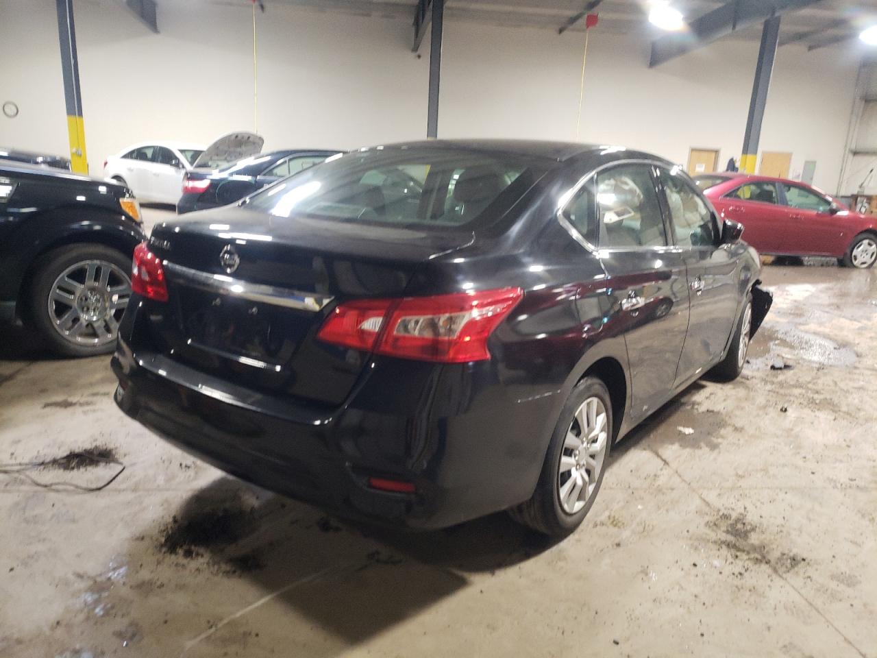 Photo 4 from auction – 2017 NISSAN SENTRA S with VIN 3N1AB7AP0HY307451