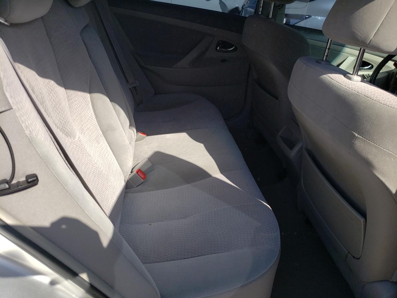 Photo 6 from auction – 2010 TOYOTA CAMRY BASE with VIN 4T4BF3EK6AR012314