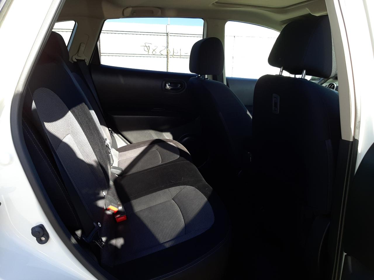 Photo 6 from auction – 2012 NISSAN ROGUE S with VIN JN8AS5MTXCW287045