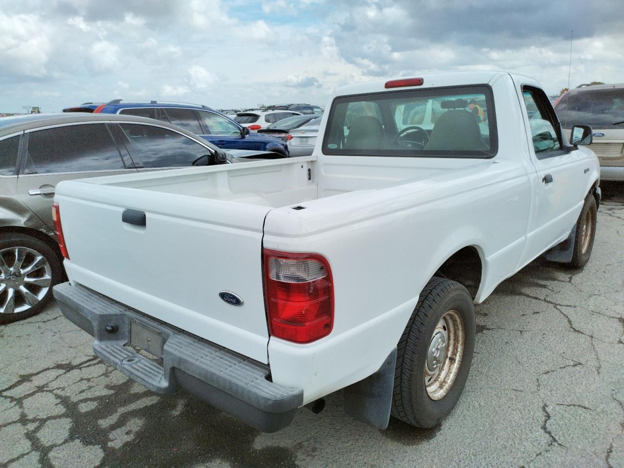 Photo 4 from auction – 2002 FORD RANGER with VIN 1FTYR10DX2PB61581