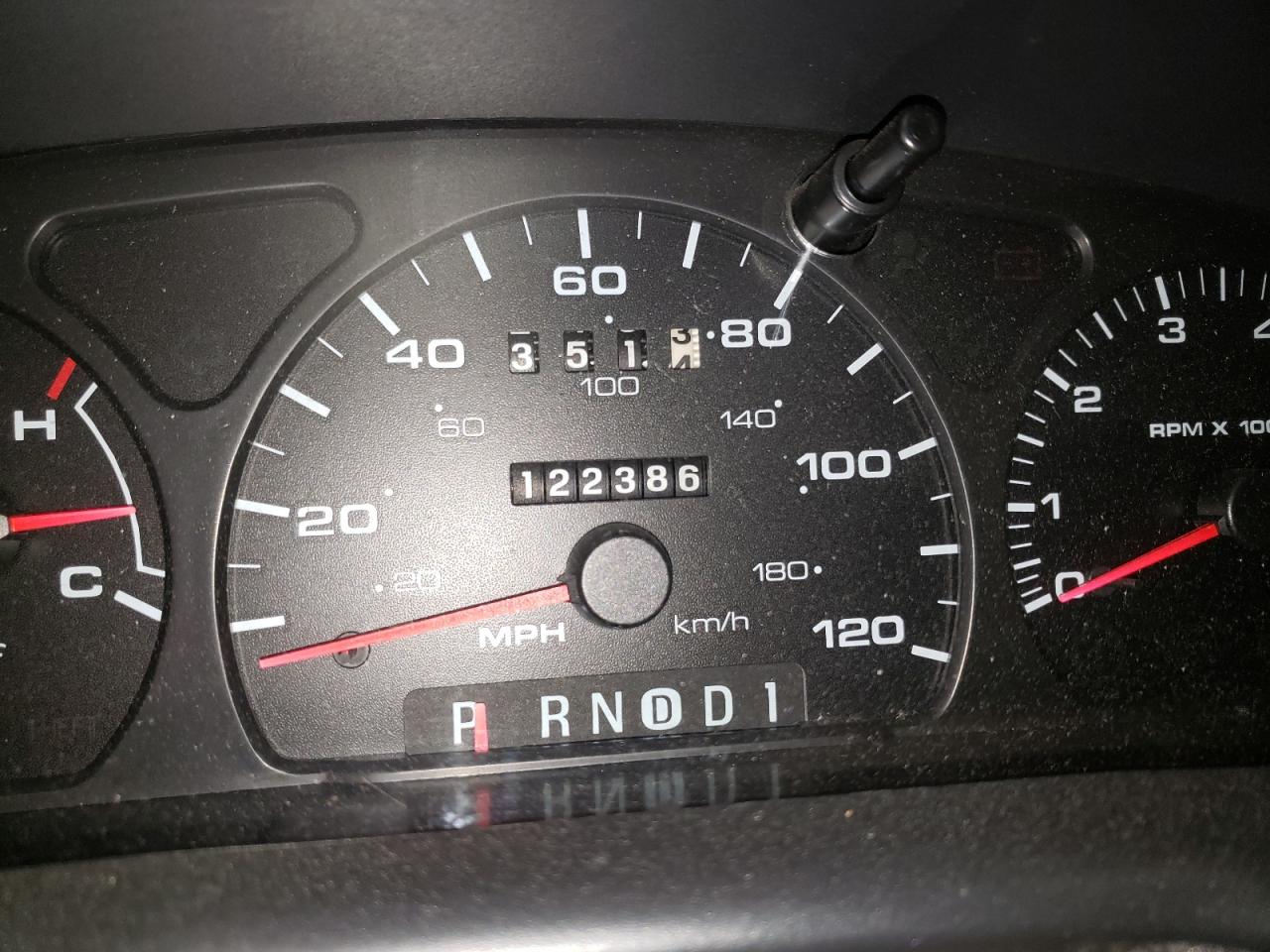 Photo 8 from auction – 2003 FORD TAURUS SES with VIN 1FAFP55U43A218610