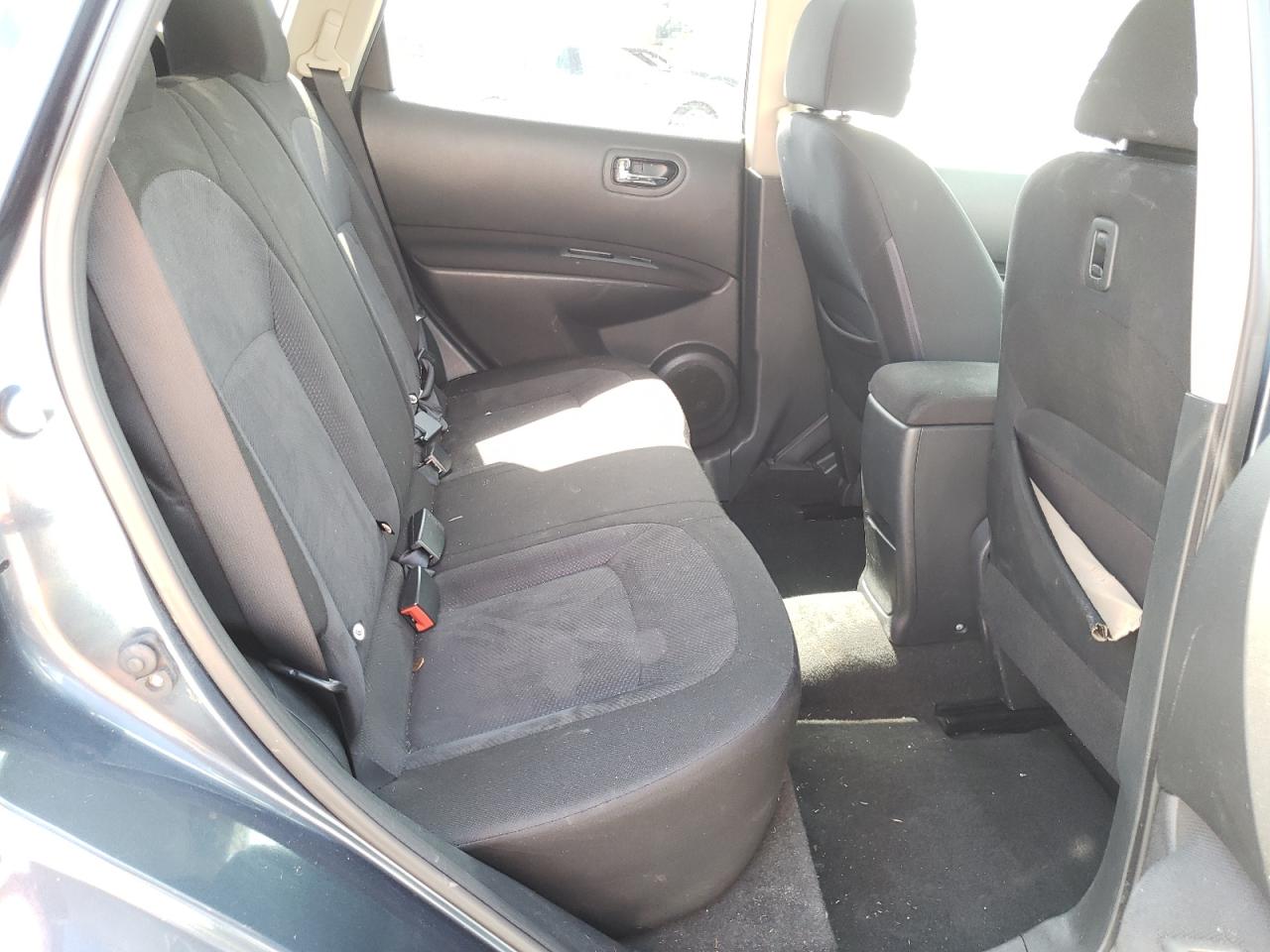 Photo 6 from auction – 2012 NISSAN ROGUE S with VIN JN8AS5MT9CW613420