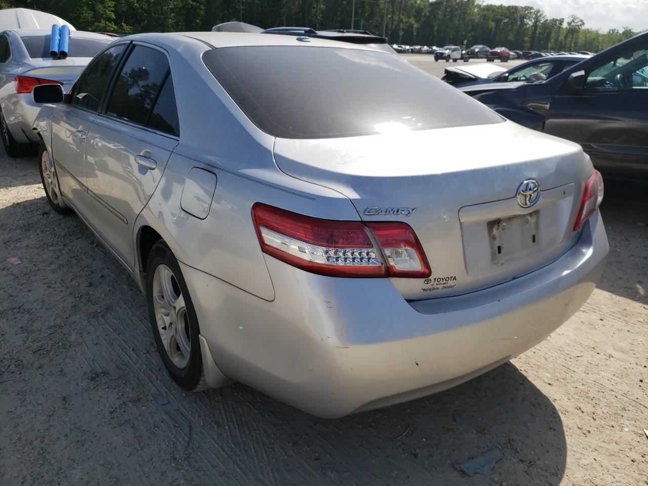 Photo 3 from auction – 2010 TOYOTA CAMRY BASE with VIN 4T4BF3EK6AR012314