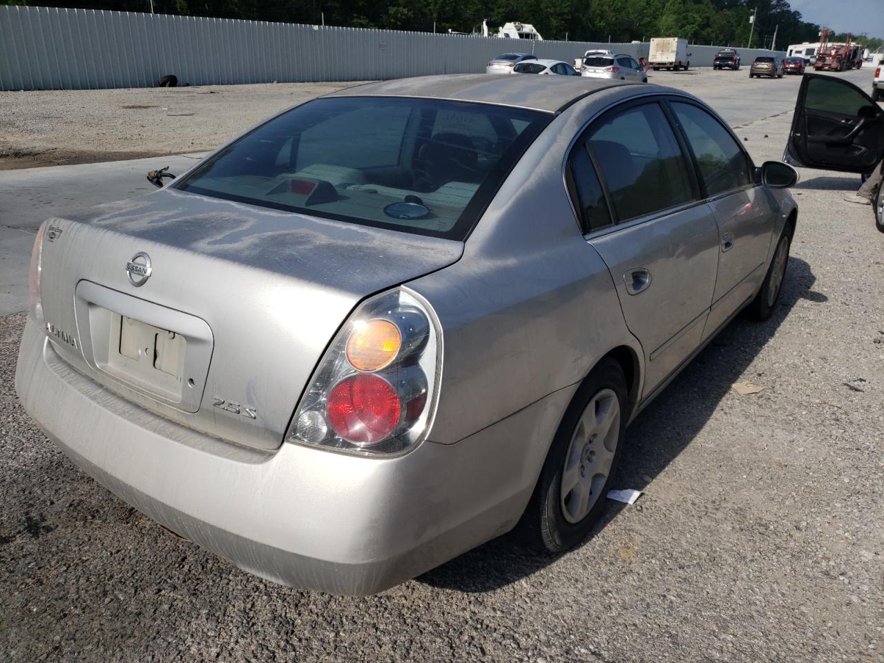 Photo 4 from auction – 2003 NISSAN ALTIMA BAS with VIN 1N4AL11D23C220655