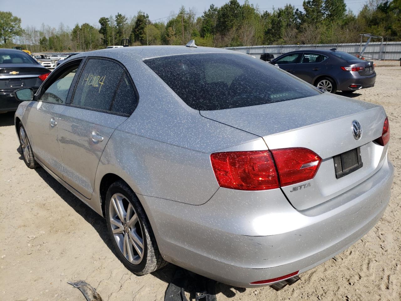 Photo 3 from auction – 2011 VOLKSWAGEN JETTA BASE with VIN 3VW2K7AJ6BM372460