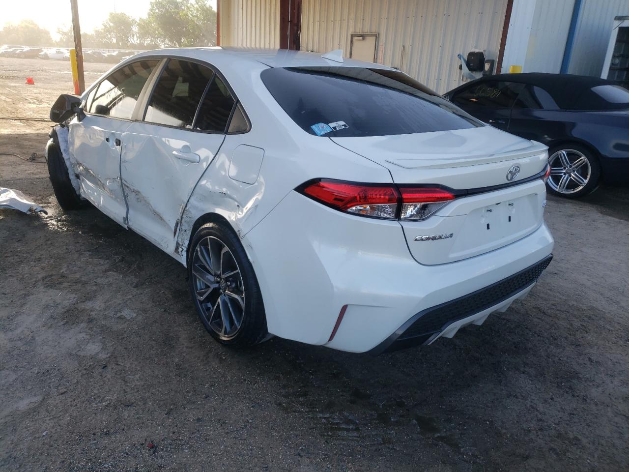 Photo 3 from auction – 2020 TOYOTA COROLLA SE with VIN 5YFS4RCE2LP009480