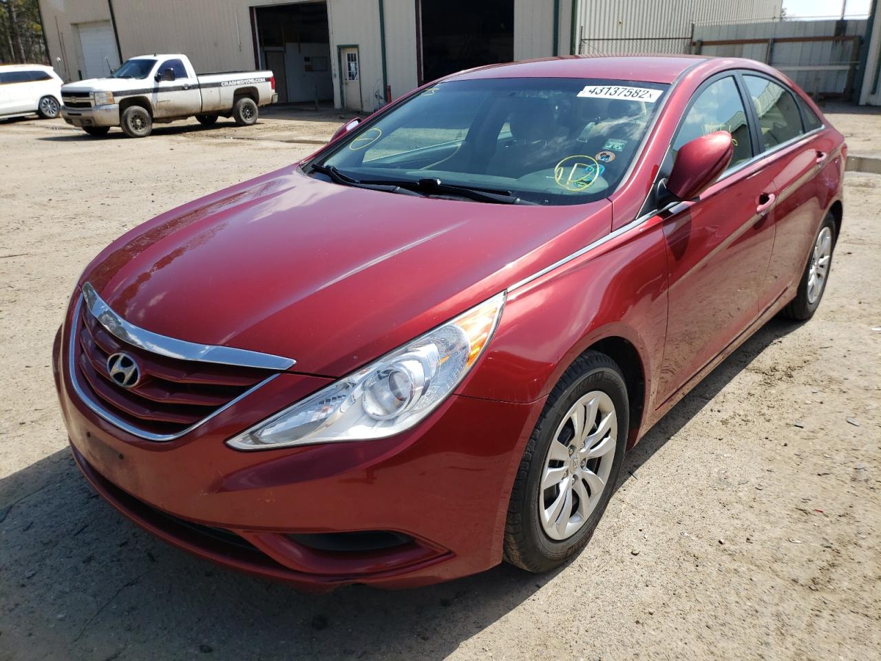 Photo 2 from auction – 2011 HYUNDAI SONATA GLS with VIN 5NPEB4AC3BH305756