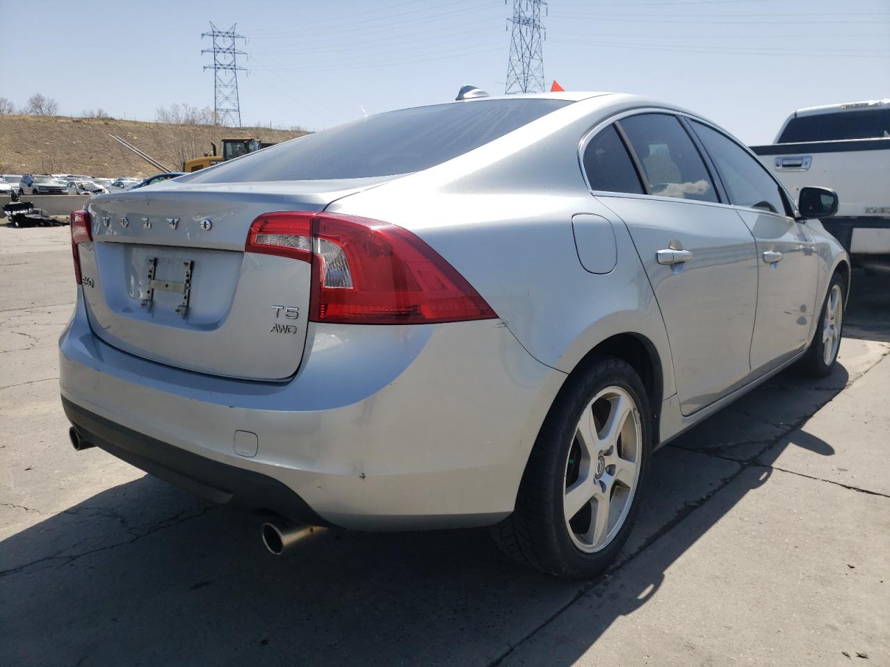 Photo 4 from auction – 2013 VOLVO S60 T5 with VIN YV1612FHXD2175912